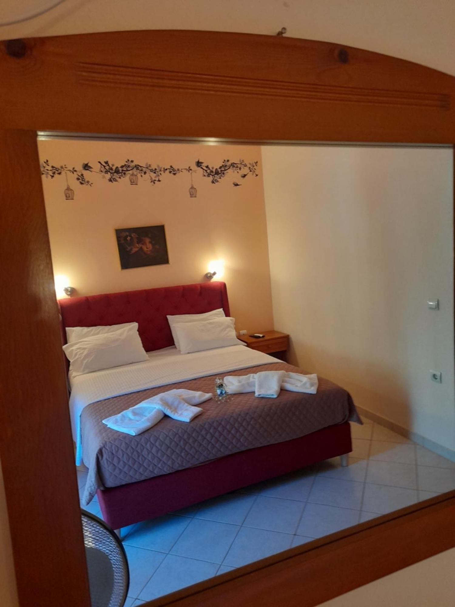 Aparthotel Delfini Akhladherí Exterior foto