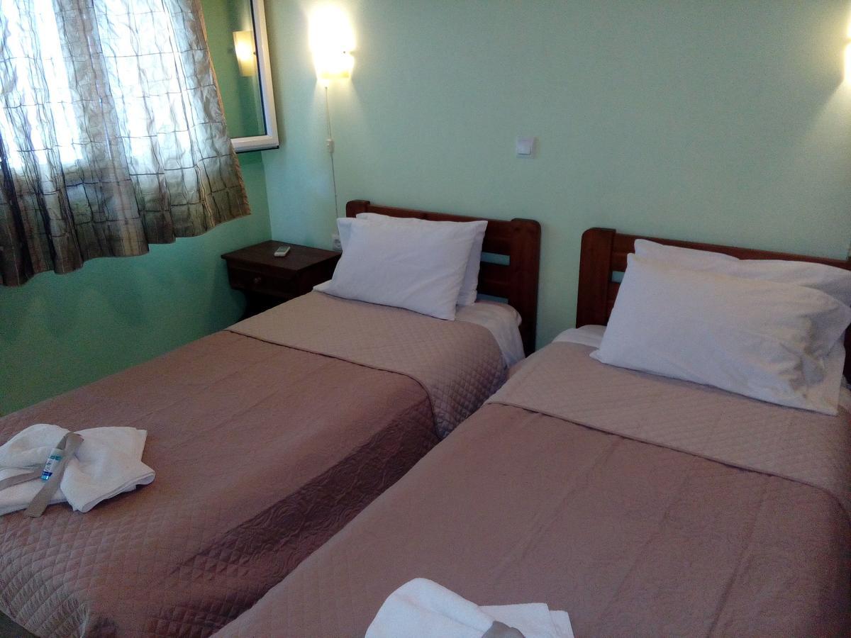 Aparthotel Delfini Akhladherí Exterior foto